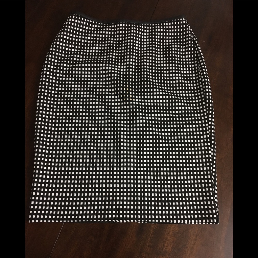 Express Black and White Pencil Skirt